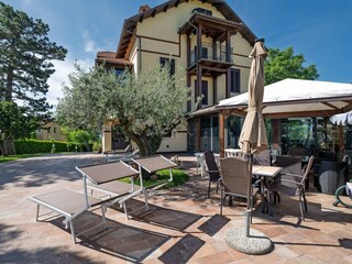 Villa Tolentino Outdoor Recording 2