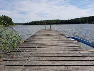 Privater Steg auf dem Grundstück
