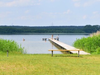 Steg an der Badestelle