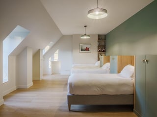 SchlafsaalBadezimmer