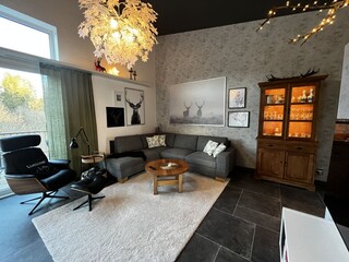 Wohnzimmer, Bick zur Sitzecke