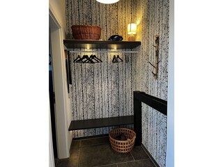 Garderobe im  Eingang