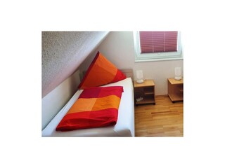 Schlafzimmer 2