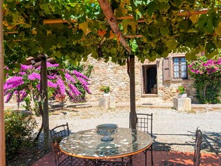 Villa Suvereto Outdoor Recording 8