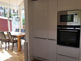 Küche mit Blick ins Esszimmer