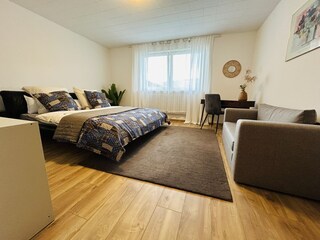 Erstes Schlafzimmer