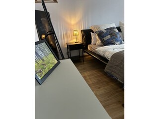 Erstes Schlafzimmer