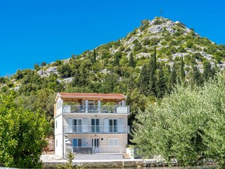 Villa Rogotin Enregistrement extérieur 18