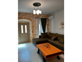 Wohnzimmer mit Schlafsofa