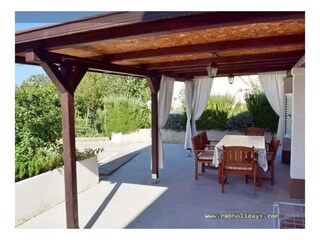 Ferienhaus Lopar Außenaufnahme 7