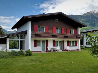 Haus mit Hochjochblick