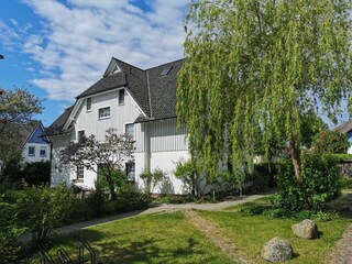 Rückseite mit Hauseingang