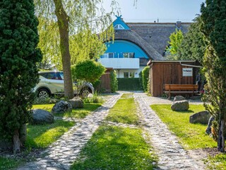 Auffahrt/ Parkplätze vom Haus