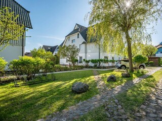 Auffahrt/ Parkplätze vom Haus
