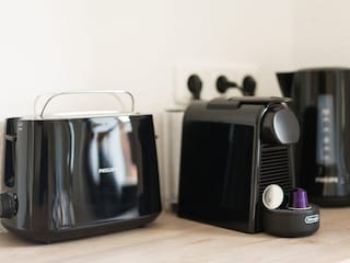 Toaster, Espressomaschine und Wasserkocher