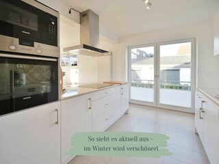 gut ausgestattete Küche