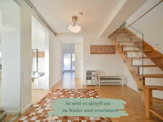 großer Eingangsbereich