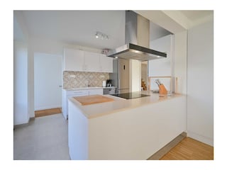 offener Küchen-Essbereich