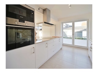 gut ausgestattete Küche