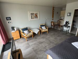 Apartment Appartement/Fewo, Bad, WC, Wohn-/Schlafraum