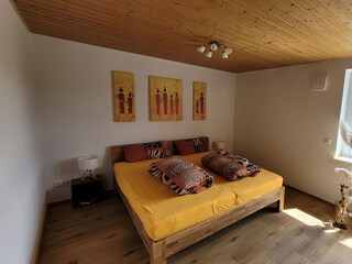 Doppelbett Schlafzimmer