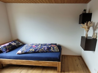 Schlafzimmer mit 2 Einzelbetten