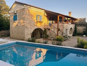 Ferienhaus Steinhaus Emilia mit Pool - Vrbnik - image1