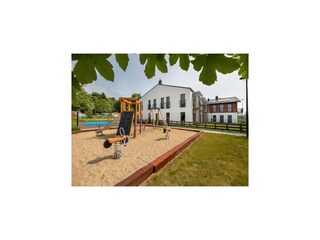 Apartment Rewal Outdoor Recording 10