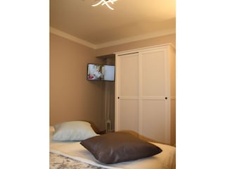 Kleiderschrank im Schlafbereich