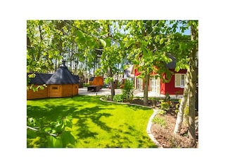 Gartenansicht Ferienhaus 4 Jahreszeiten