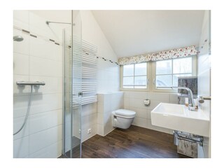 Badezimmer 1