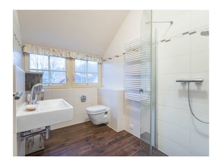 Badezimmer 2