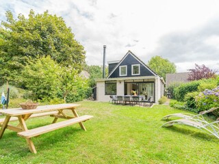 Das wunderschöne Ferienhaus mit sonnigem Garten