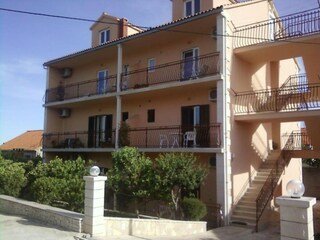 Apartment Supetar Außenaufnahme 6