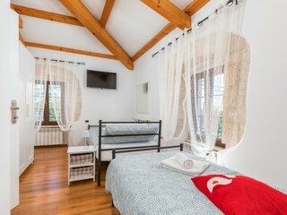 Villa Jakovici Features 34