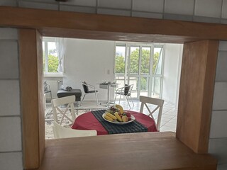 Durchreiche Küche zum Wohnzimmer