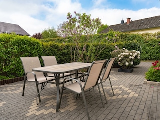 Terrasse mit Aussenbestuhlung