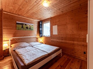 1. Schlafzimmer mit Doppelbett