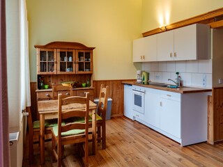 Küche mit Essbereich