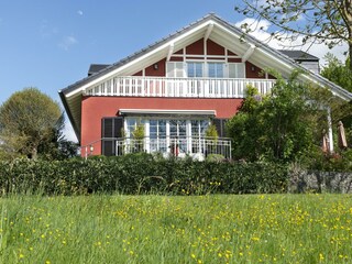 Blick auf den überdachten Balkon