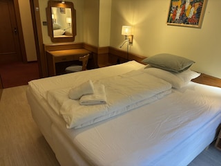 Schlafzimmer 2