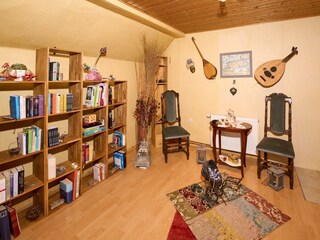 Schlafzimmer 1 mit Leseecke ausführlich