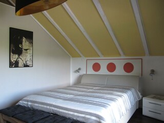 Bild 8 Schlafzimmer