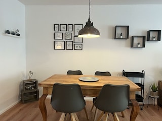 Essbereich im Wohnzimmer