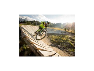 Bikepark_Brandnertal_-_First_Try_Guiding_(c)_Micha