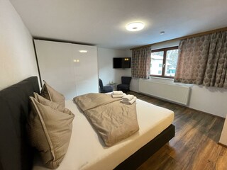 Zimmer 6 - Doppelzimmer mit Gemeinschaftsbad