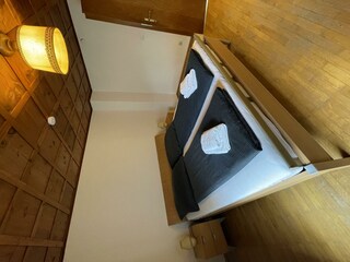 Room 5