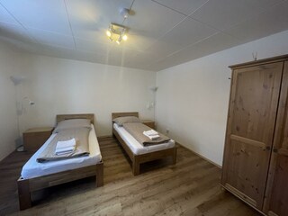 Zimmer 1 - Zwei Einzelbetten