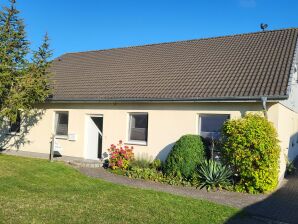 Ferienhaus Poolhaus am Leuchtturm - Bastorf - image1