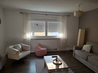 Wohnzimmer 1. OG abgedunkelt